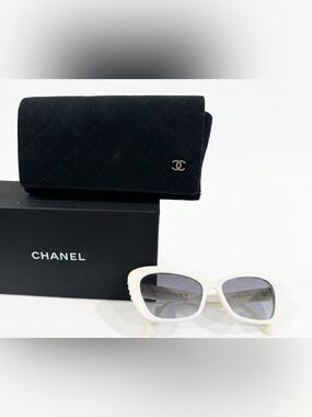 CHANEL CAT EYE SUNGLASSES